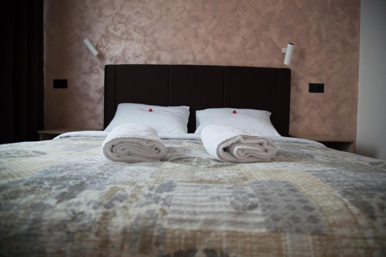 Hotel "Srbija Tis" Зайечар Екстериор снимка
