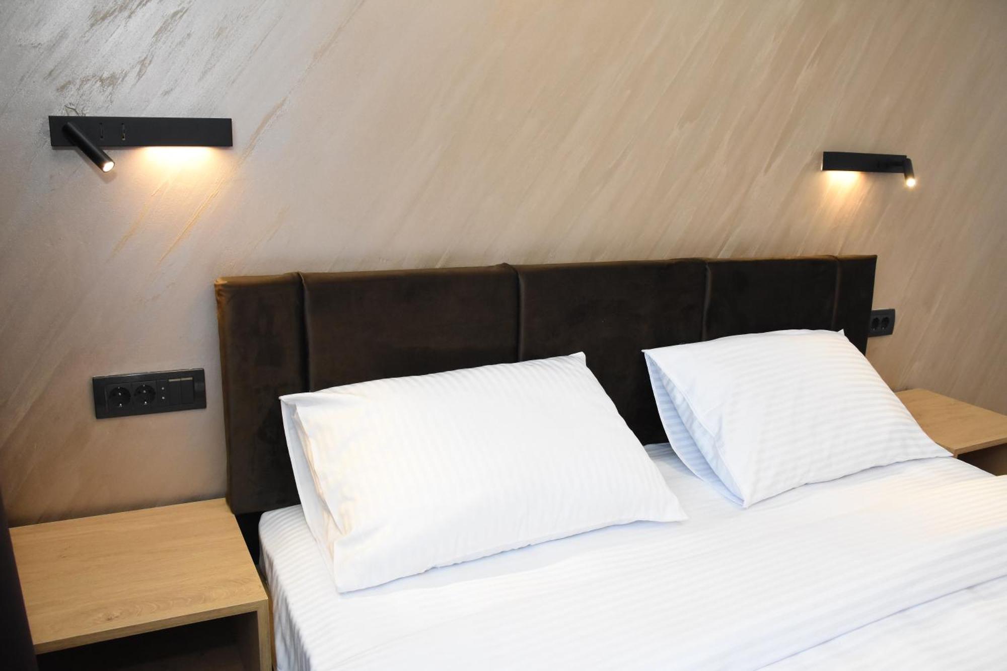 Hotel "Srbija Tis" Зайечар Екстериор снимка