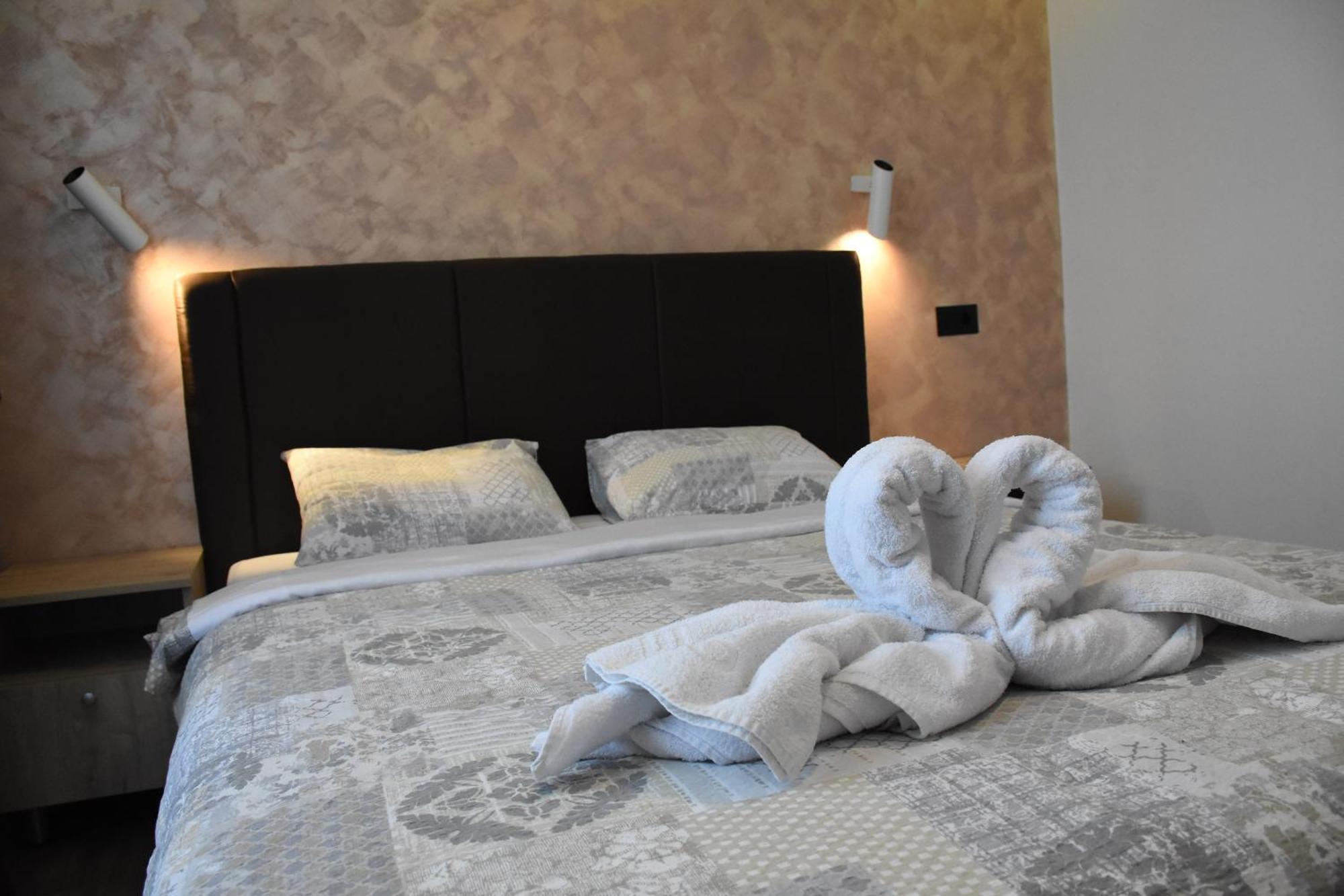 Hotel "Srbija Tis" Зайечар Екстериор снимка