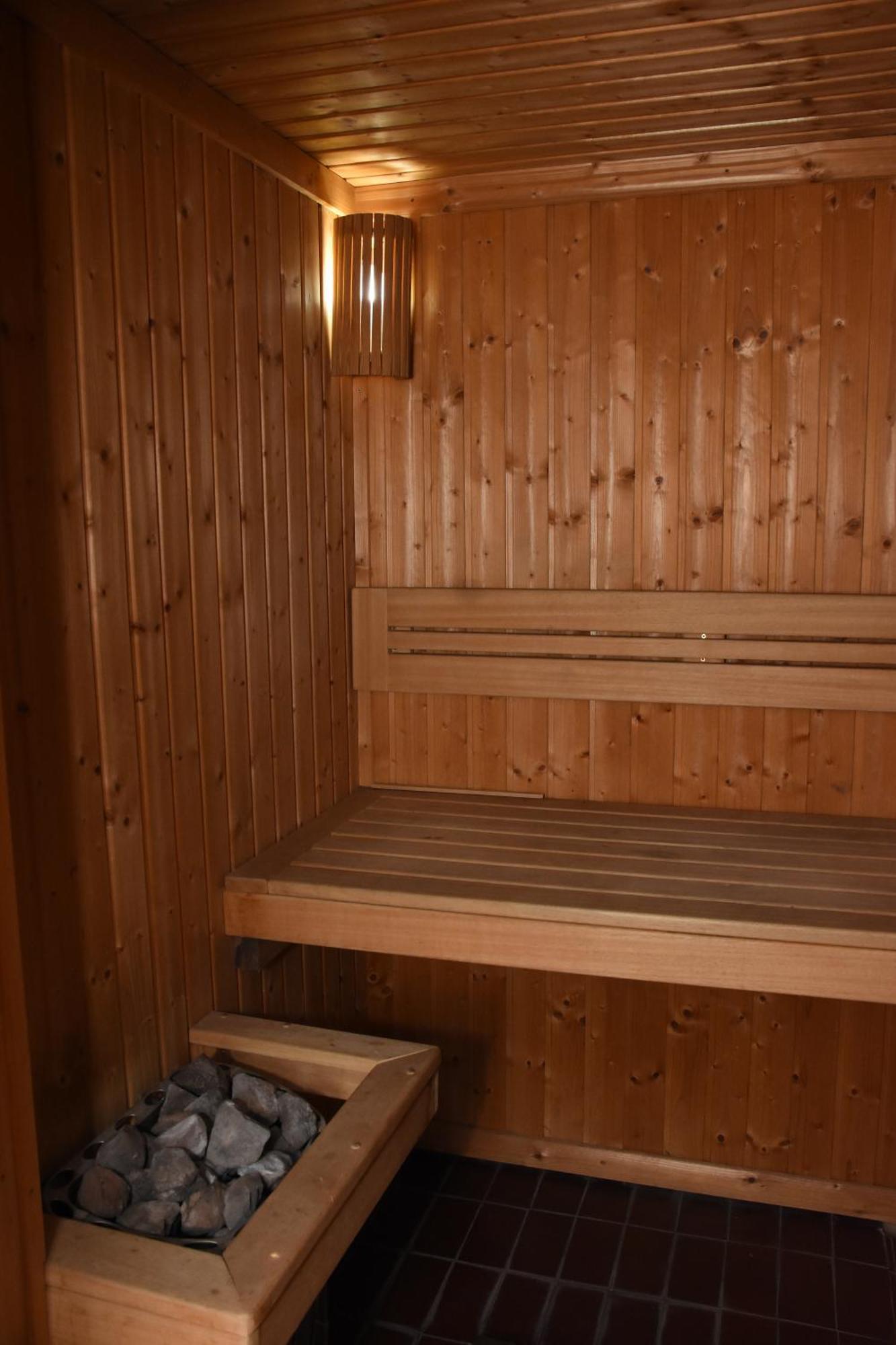 Hotel "Srbija Tis" Зайечар Екстериор снимка